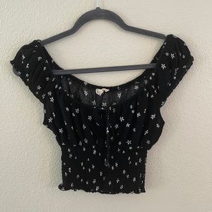 Black daisy Crop top size small